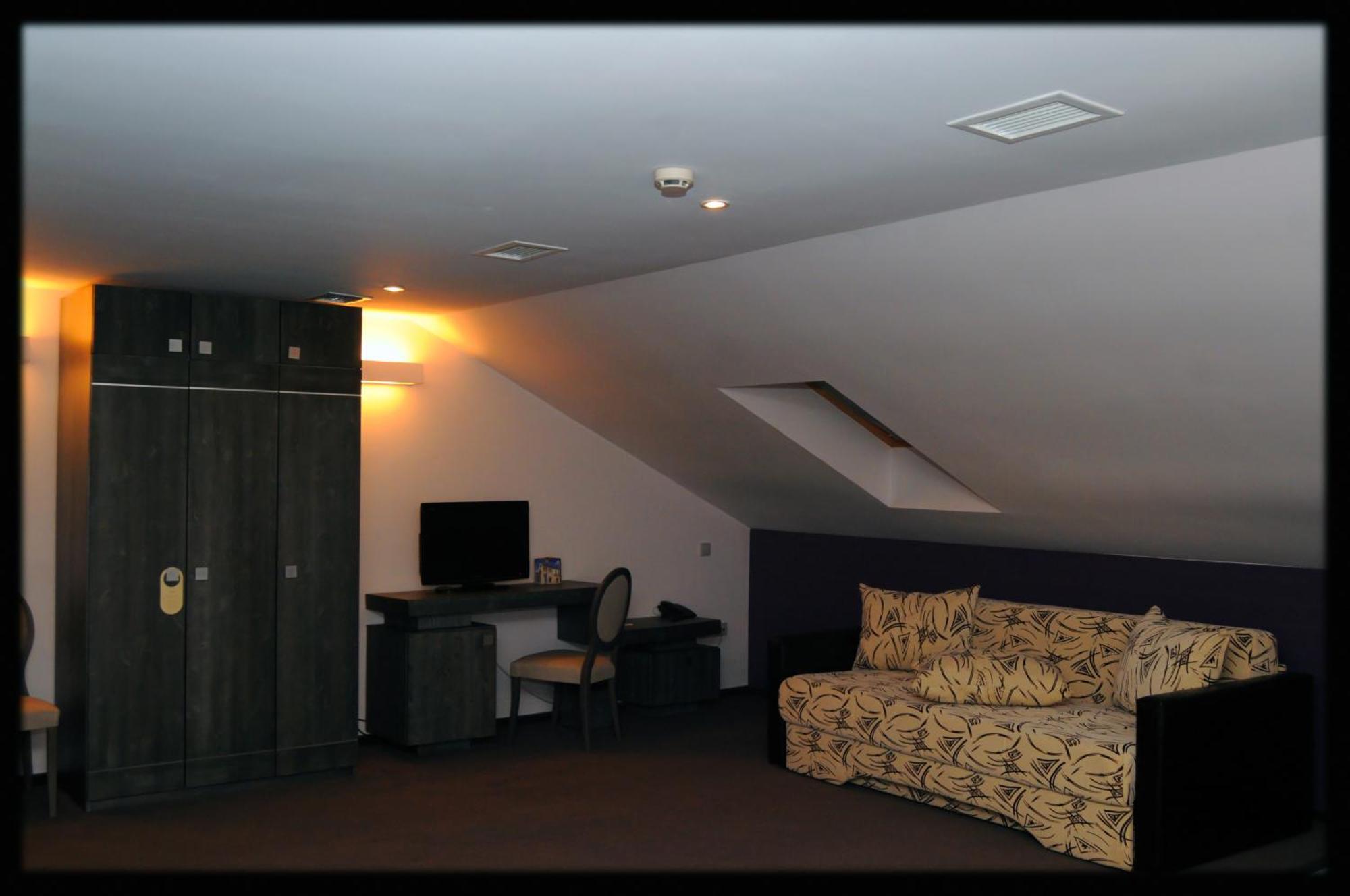 Hotel Diafan Baia Mare Exterior foto